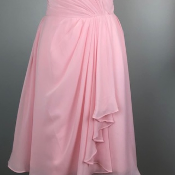 💥Host Pick💥Bridesmaid Dress With Cascading Ruffles .Sz 6 - Picture 9 of 15